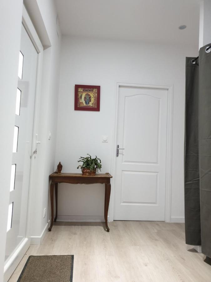 Appartement Hyper-Centre Epernay Avec Sauna Et Parking Prive Zewnętrze zdjęcie