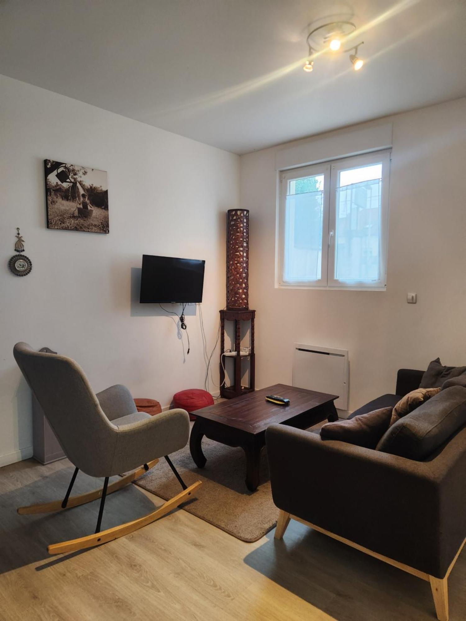 Appartement Hyper-Centre Epernay Avec Sauna Et Parking Prive Zewnętrze zdjęcie